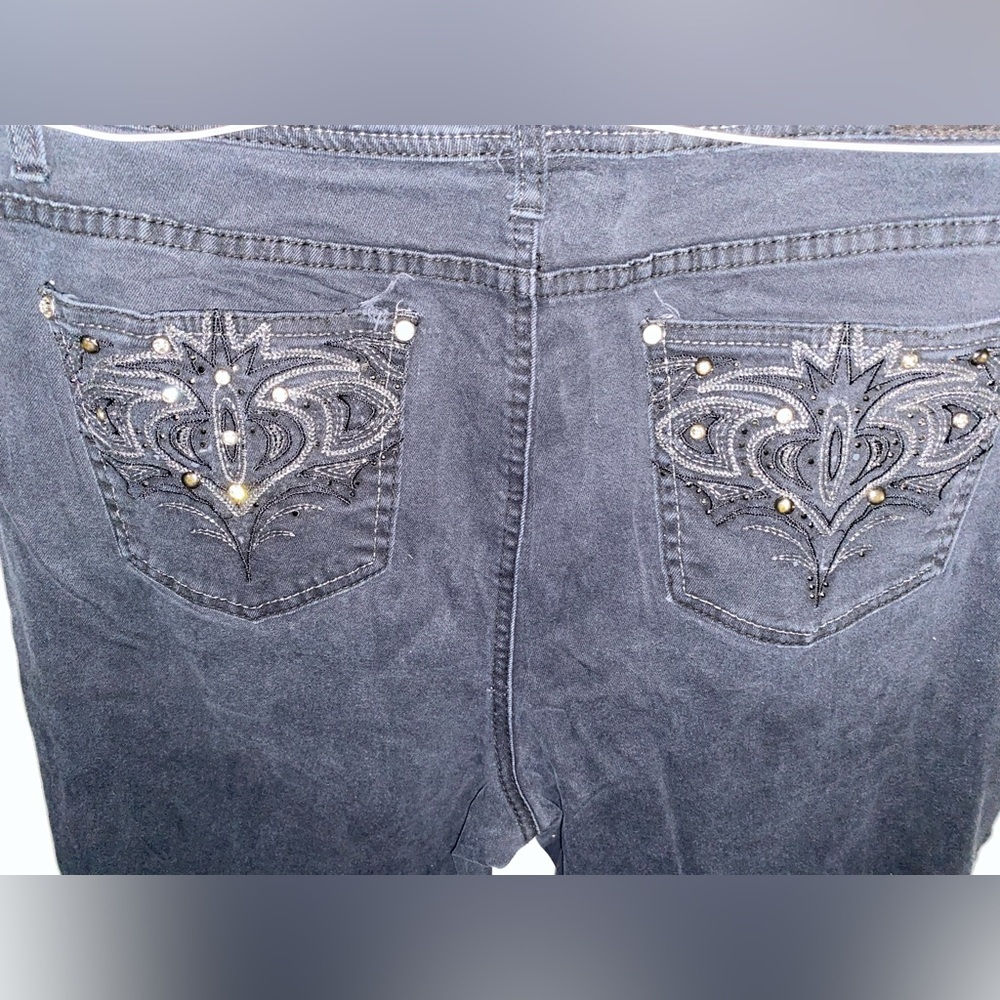 Women's Black Jeans - Picture 5 of 8